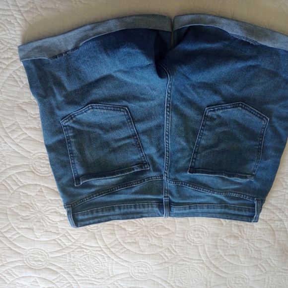 High Rise Wow Shorts - Picture 3 of 5